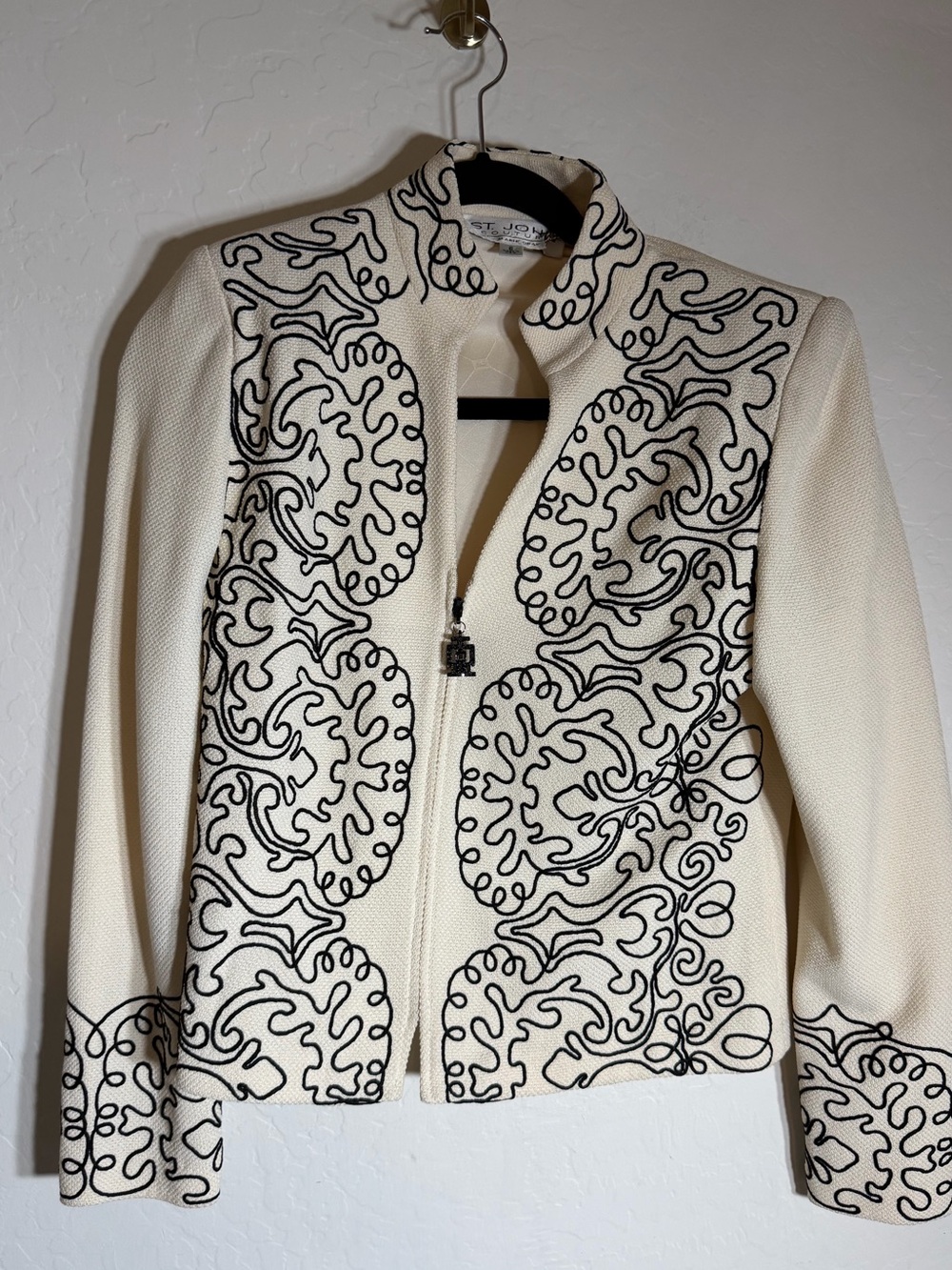 St. John Couture by Marie Gray Cream & Black Embroidered Jacket Size 6